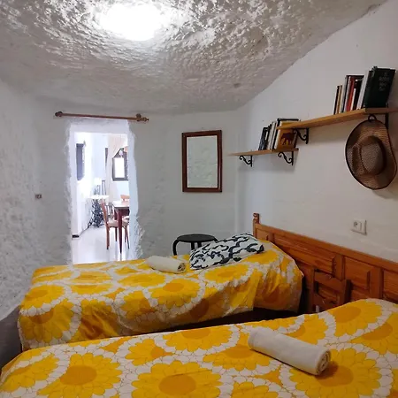 Casa Cueva Rural Trebola, Artenara Landhuis
