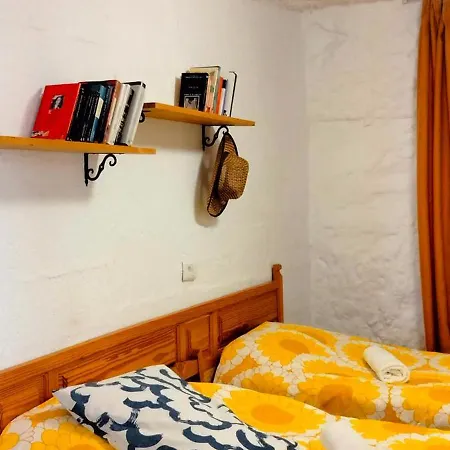 Casa Cueva Rural Trebola, Artenara *