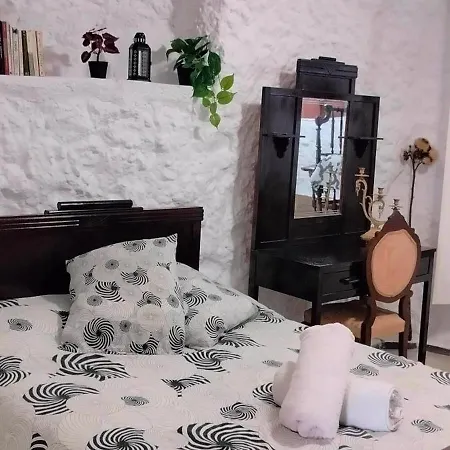 Casa Cueva Rural Trebola, Artenara Landhuis
